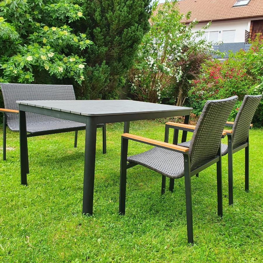 Alte Backstube - Ferienwohnung Huettenstube Und Ferienzimmer Auszeit Erkenbrechtsweiler Exteriör bild